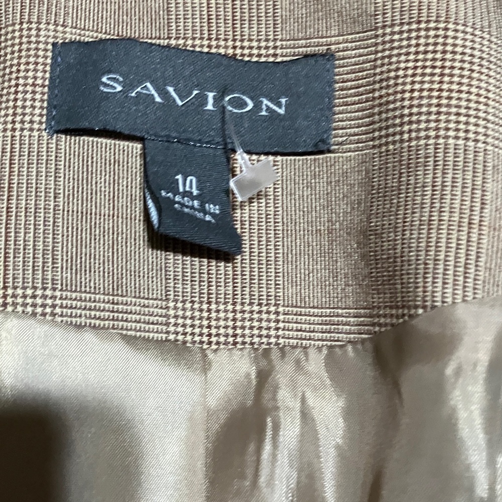 Savion - Picture 4 of 4